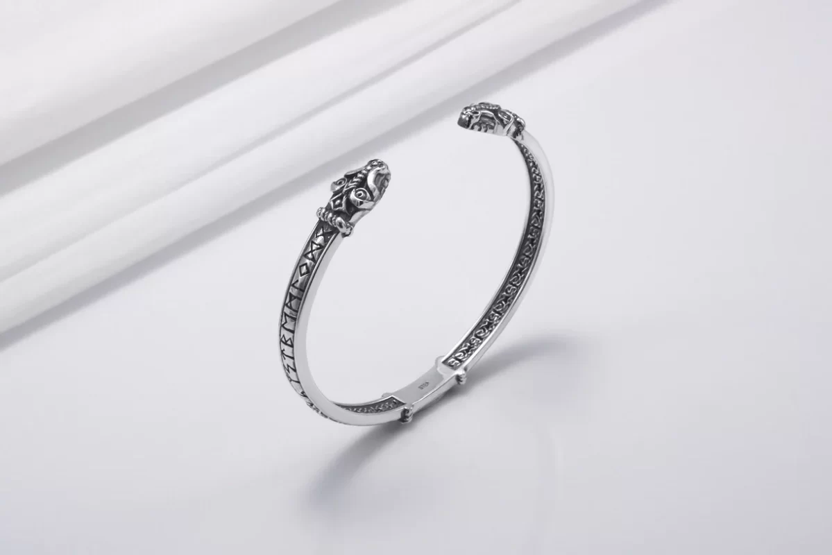 Bracelet Viking Jormungandr avec Runes en Argent